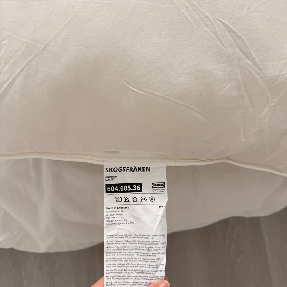 IKEA SKOGSFRÄKEN Pillow